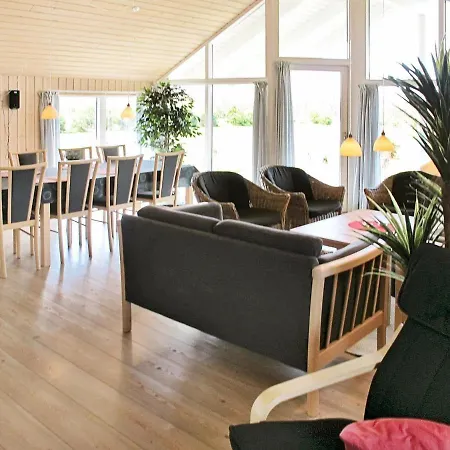 8 Person Holiday Home In V Ggerl Se *